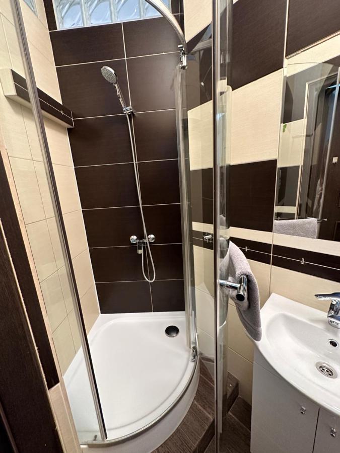 Апартаменты Studio Na Starej Ochocie Варшава Экстерьер фото